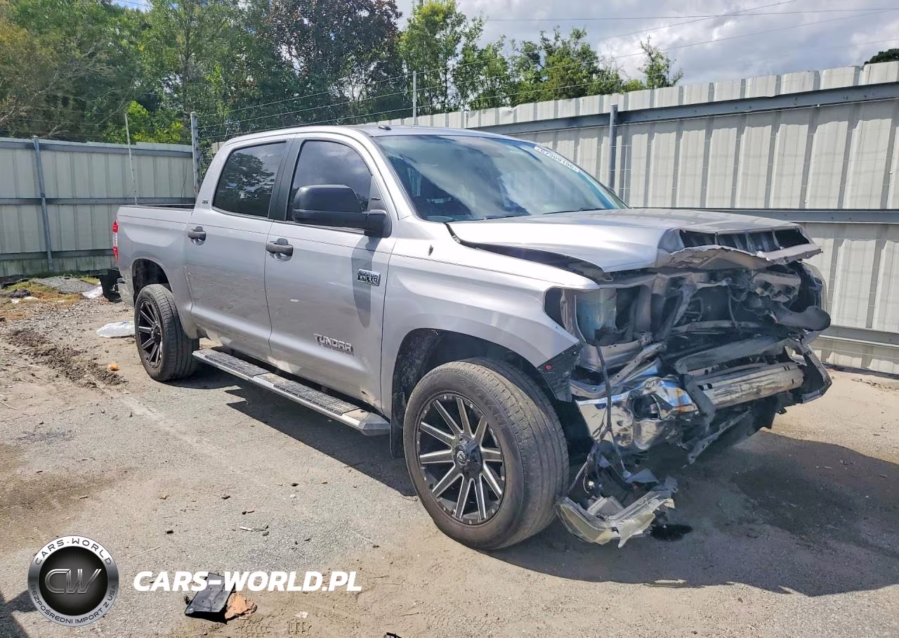 2018 Toyota Tundra Crewmax Sr5 VIN:5TFEY5F13JX240194 - 4