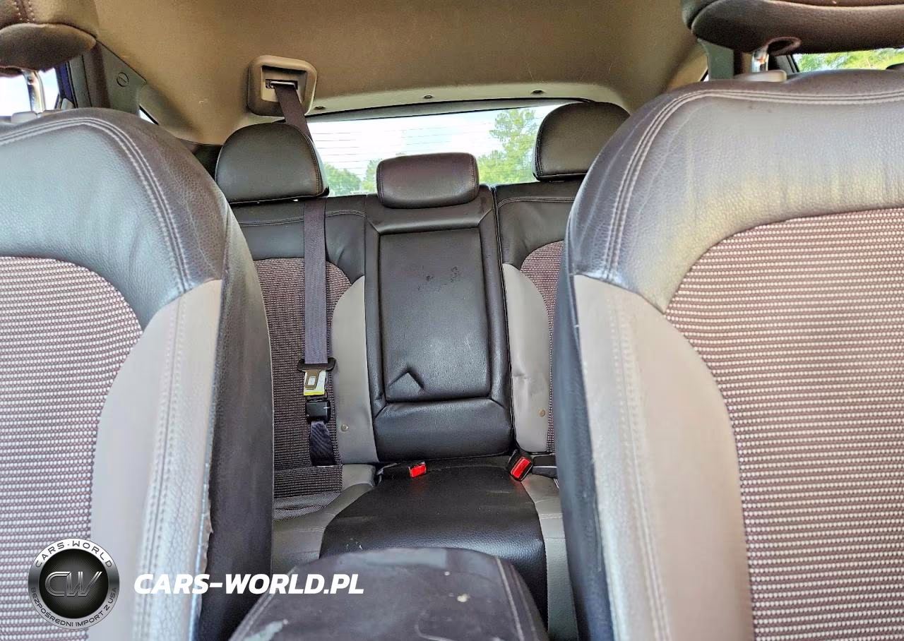 2011 Hyundai Tucson Gls VIN:KM8JU3AC6BU274183 - 10
