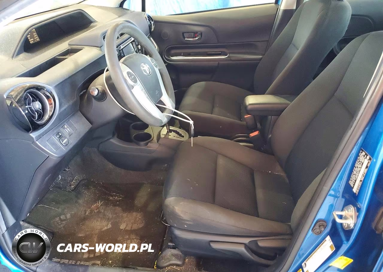 2015 Toyota Prius C Two VIN:JTDKDTB31F1106191 - 7