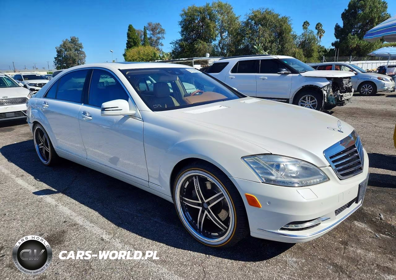 2011 Mercedes-Benz S 550 VIN:WDDNG7BB6BA379873 - 4