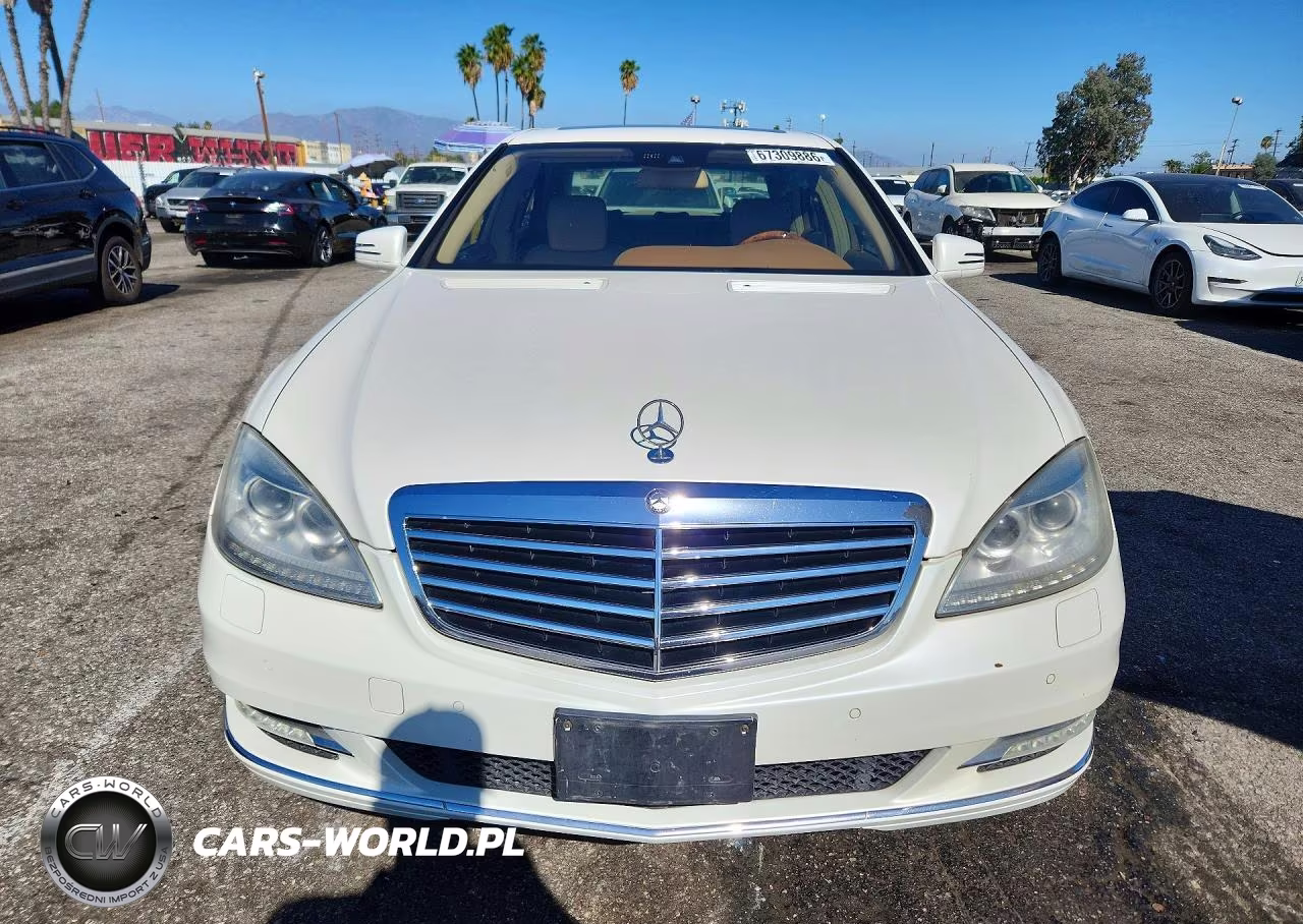 2011 Mercedes-Benz S 550 VIN:WDDNG7BB6BA379873 - 5