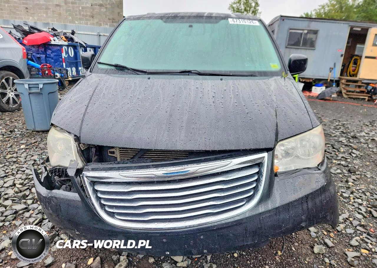 2013 Chrysler Town & Country Touring VIN:2C4RC1BG6DR588657 - 5