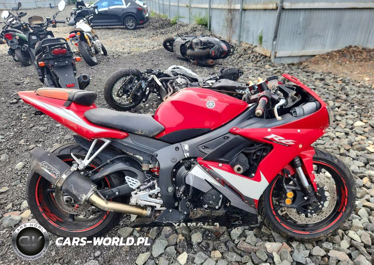2005 Yamaha Yzfr6 L