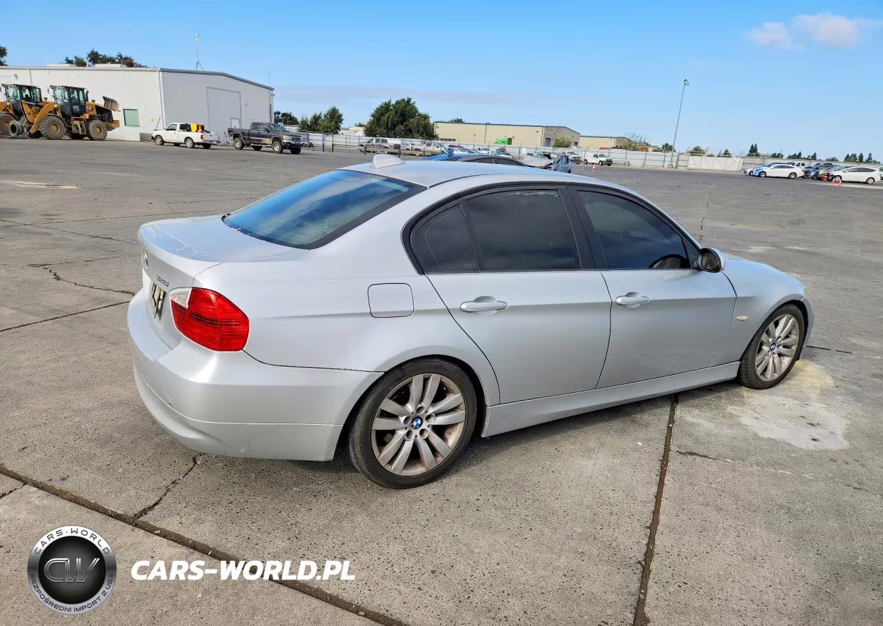 2008 BMW 528I VIN:WBAVA37548NL45761 - 3