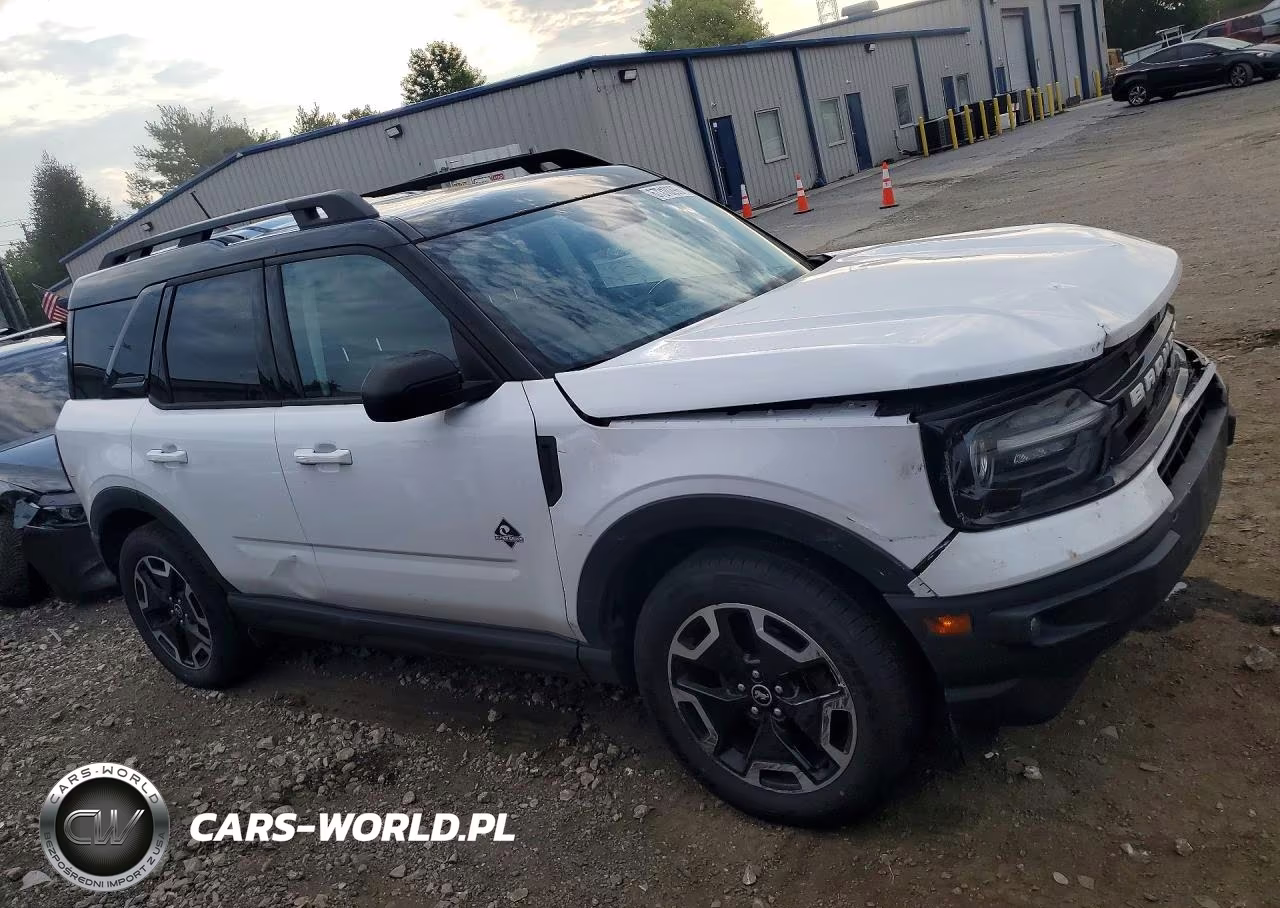 2022 Ford Bronco Sport Outer Banks VIN:3FMCR9C65NRD95125 - 4