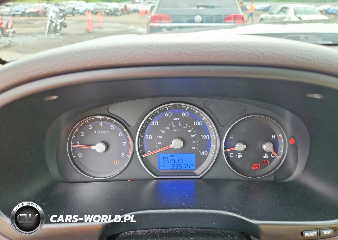 2012 Hyundai Santa Fe Gls VIN:5XYZGDAB1CG139692 - 9