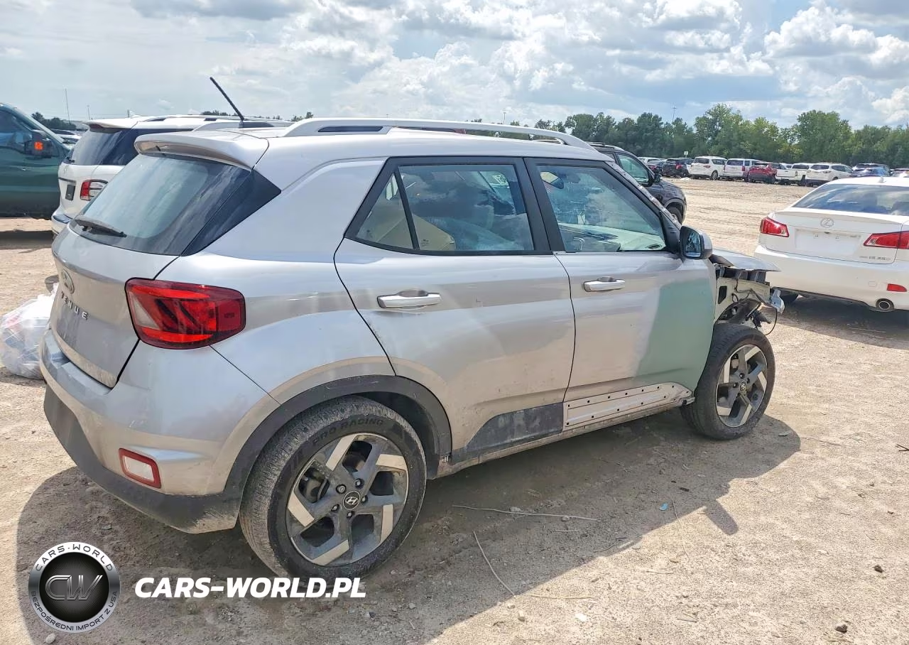 2023 Hyundai Venue Sel VIN:KMHRC8A35PU248796 - 3