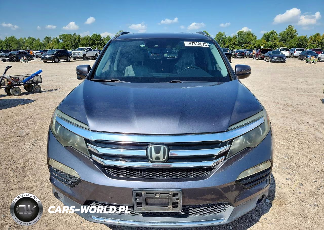 2017 Honda Pilot Touring VIN:5FNYF6H92HB041170 - 5