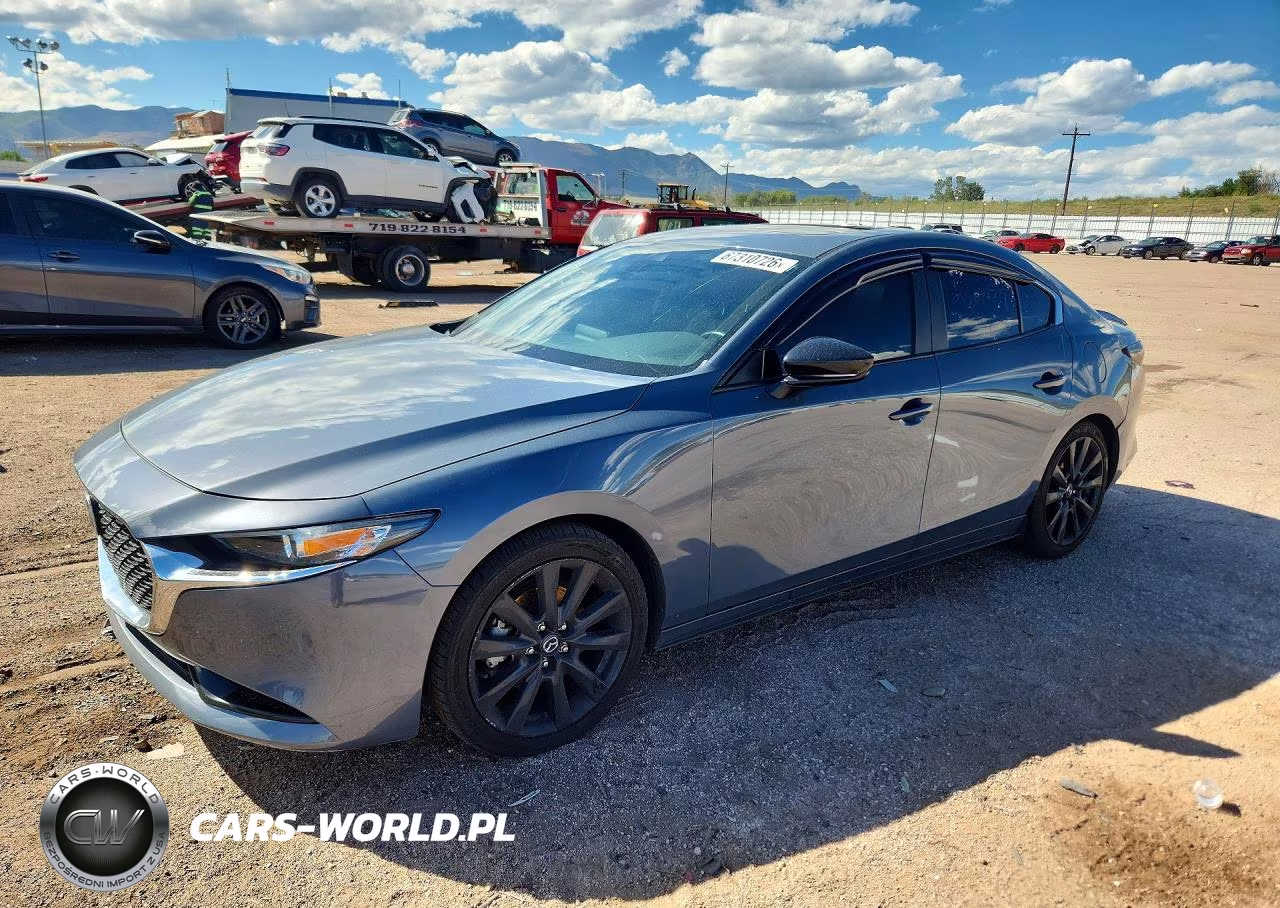 2023 Mazda 3 Preferred – zdjęcie 1 z 12
