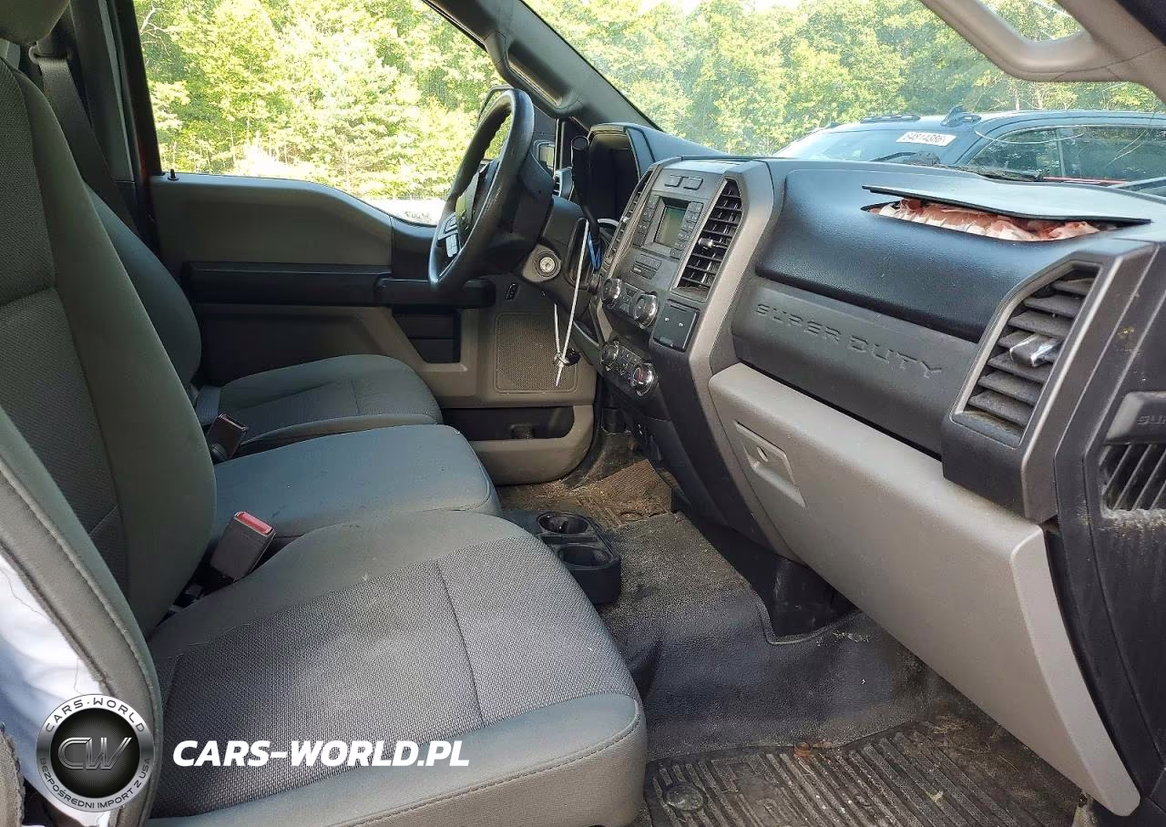 2019 Ford F-250 Xl VIN:1FTBF2B67KEC01839 - 11