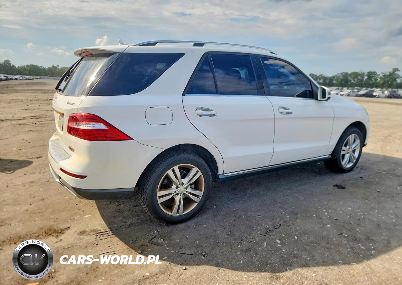 2015 Mercedes-Benz Ml 350 4Matic VIN:4JGDA5HB0FA440977 - 3