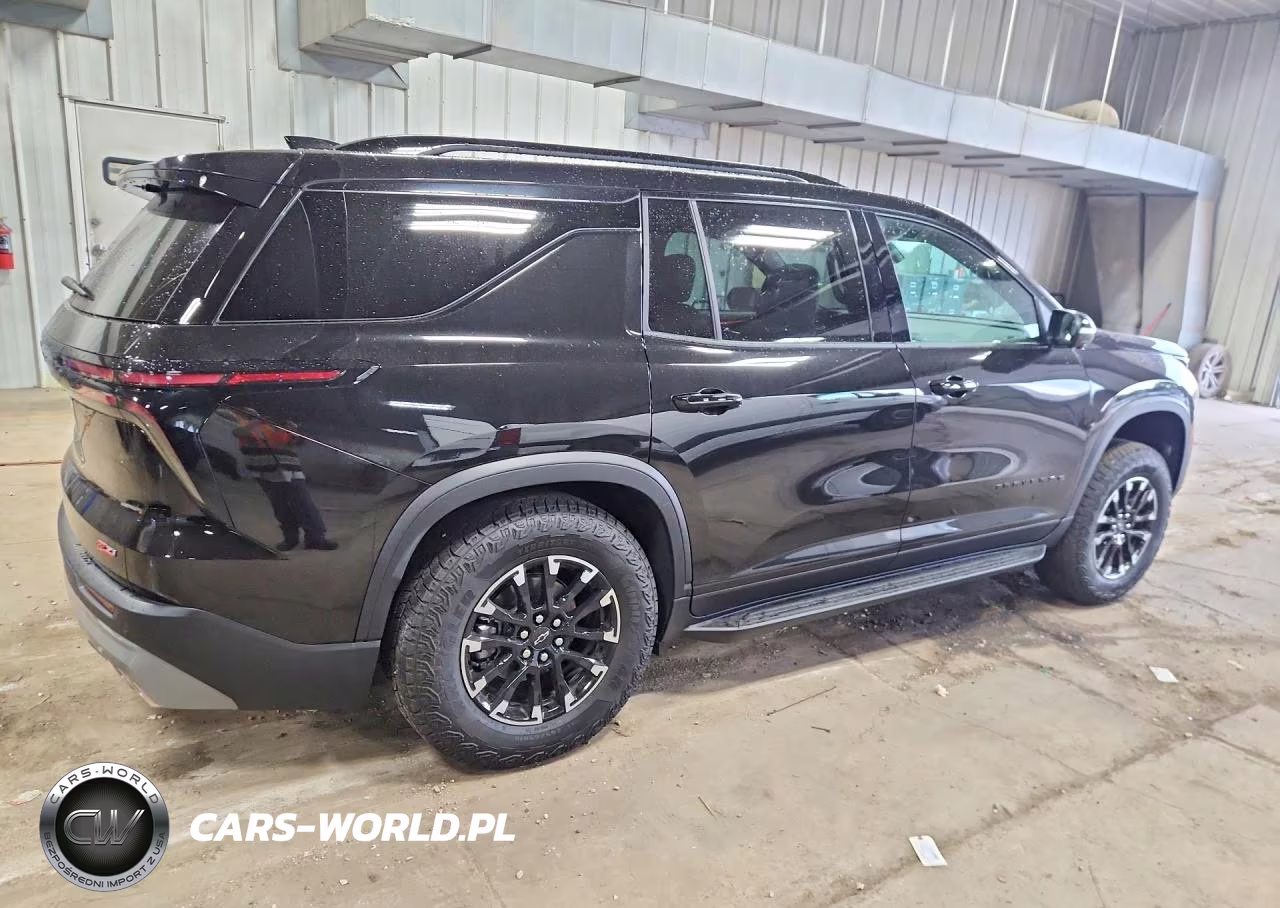 2026 Chevrolet Traverse Z71 VIN:1GNEVJKSXTJ387612 - 3