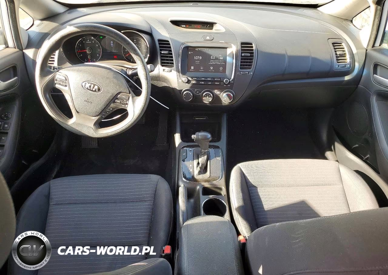 2018 Kia Forte Lx VIN:3KPFL4A71JE247072 - 8