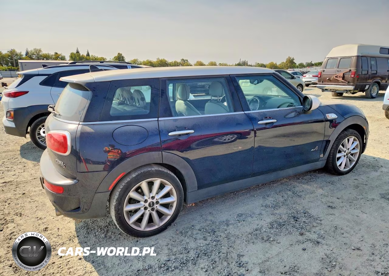 2017 Mini Cooper S Clubman All4 VIN:WMWLU5C54H2E82364 - 3