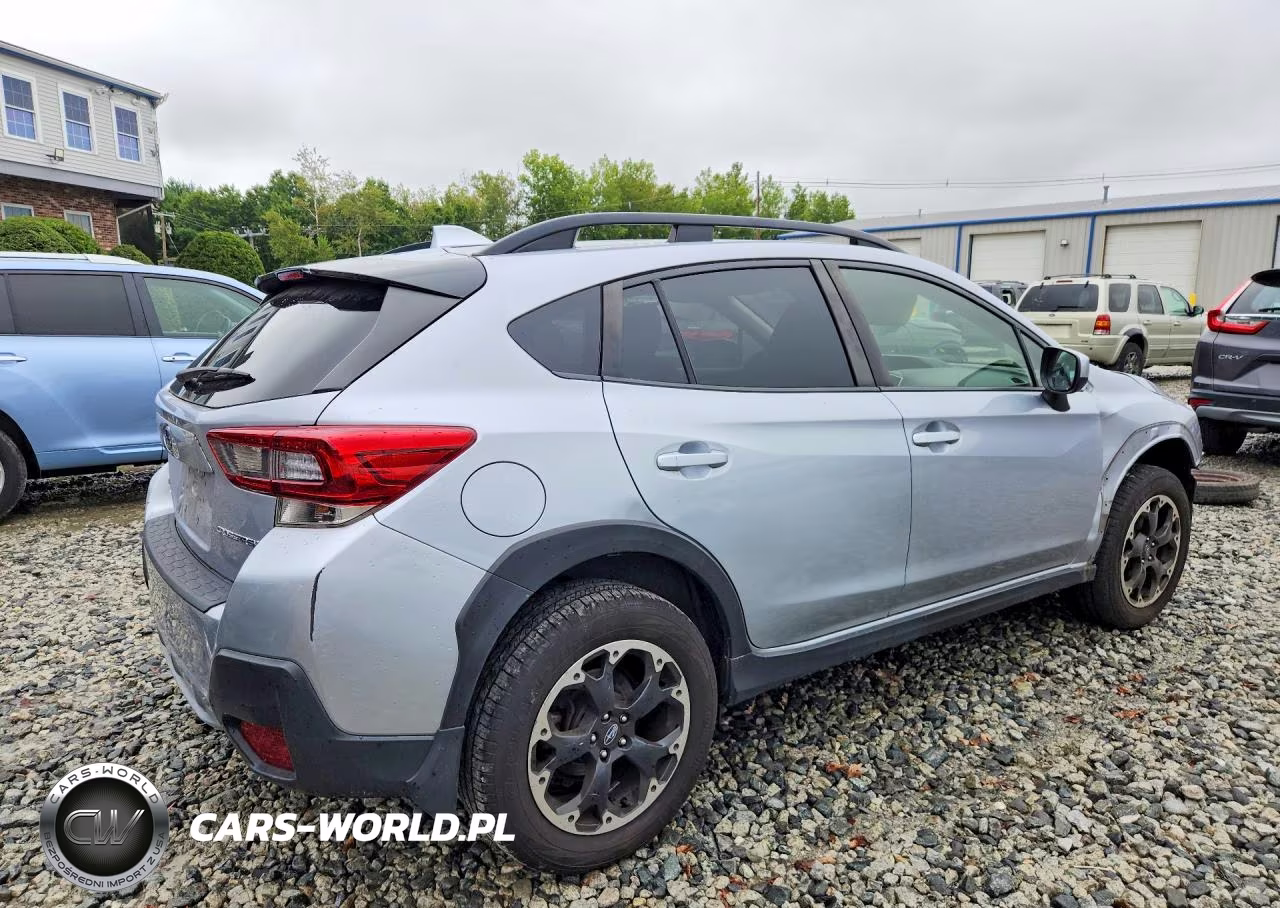 2021 Subaru Crosstrek Premium VIN:JF2GTAPC5M8258339 - 3