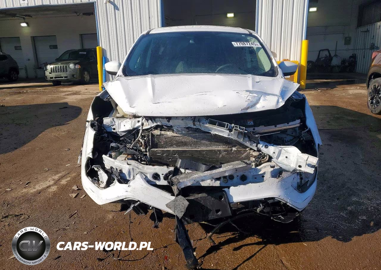 2017 Ford Escape Se VIN:1FMCU0GD5HUB82420 - 5