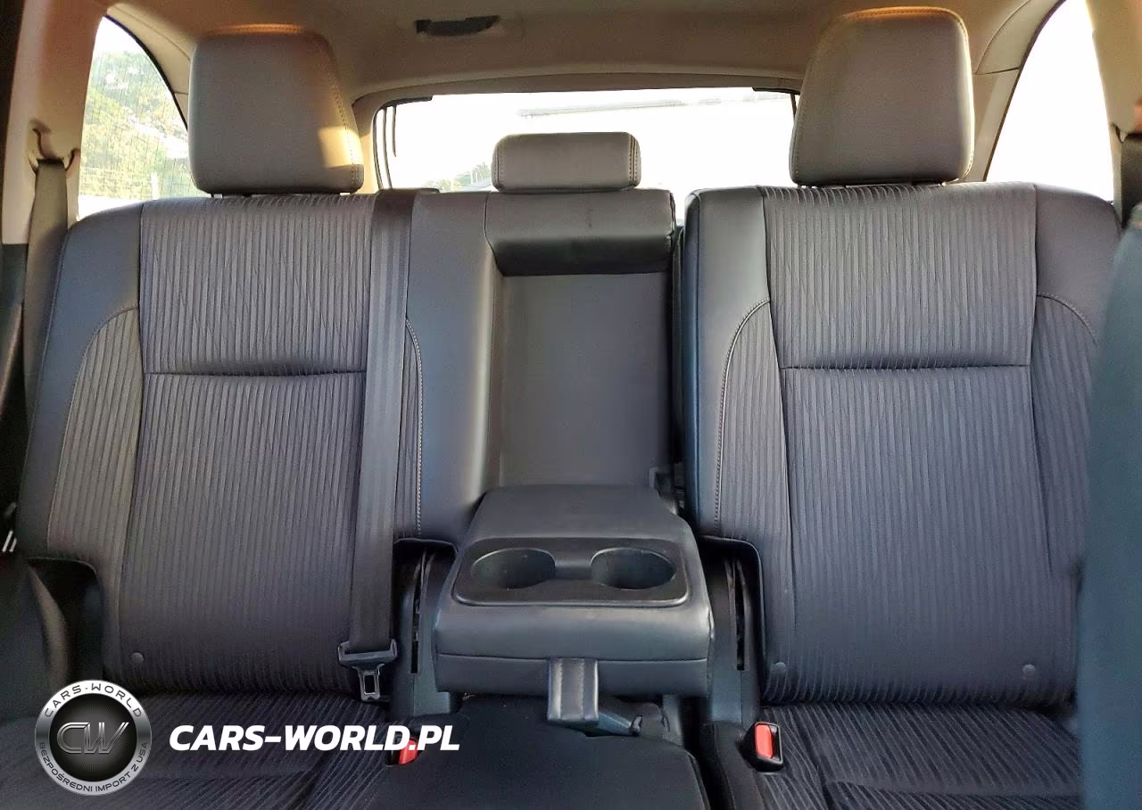 2014 Toyota Highlander Le Plus VIN:5TDBKRFH6ES024750 - 10