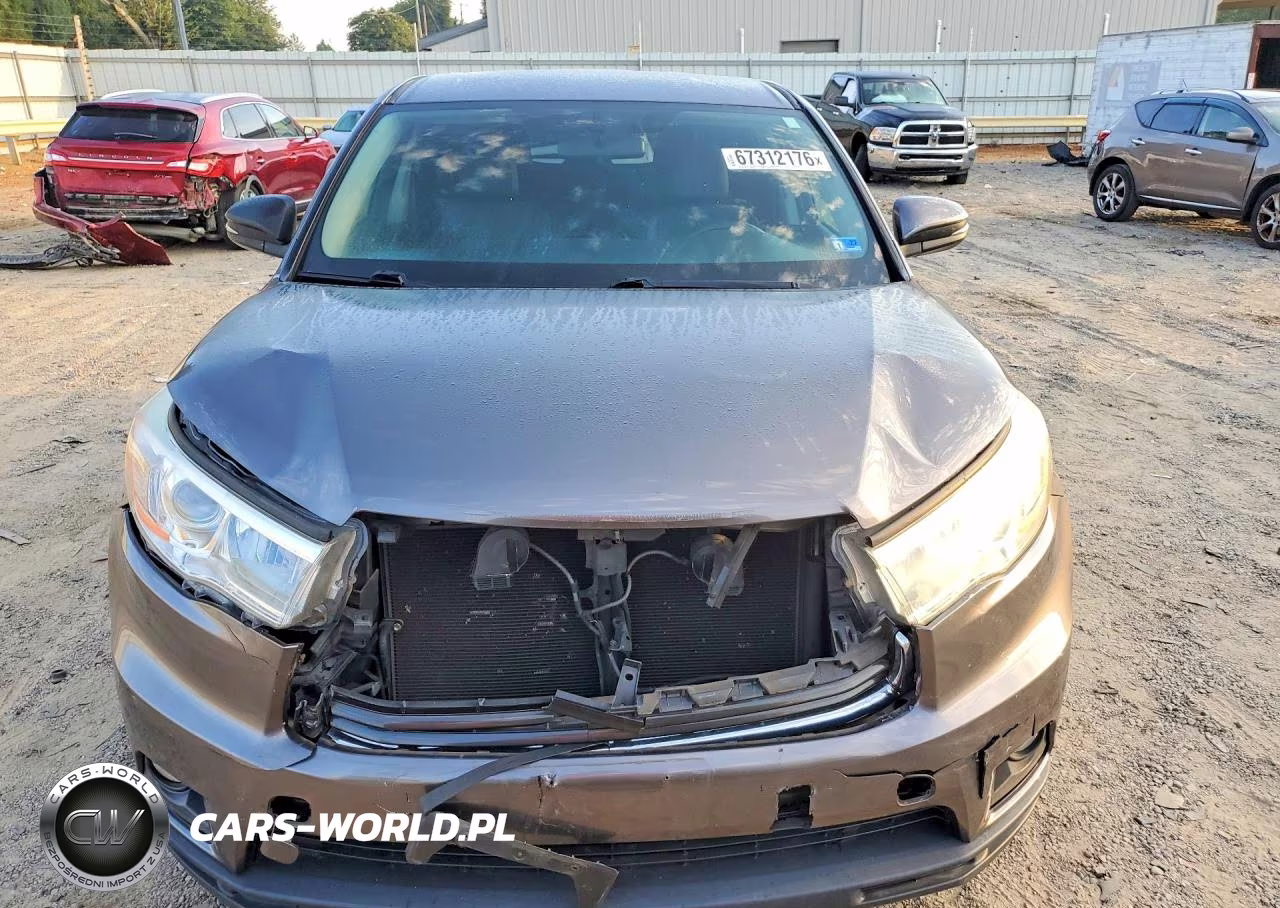 2014 Toyota Highlander Le Plus VIN:5TDBKRFH6ES024750 - 5