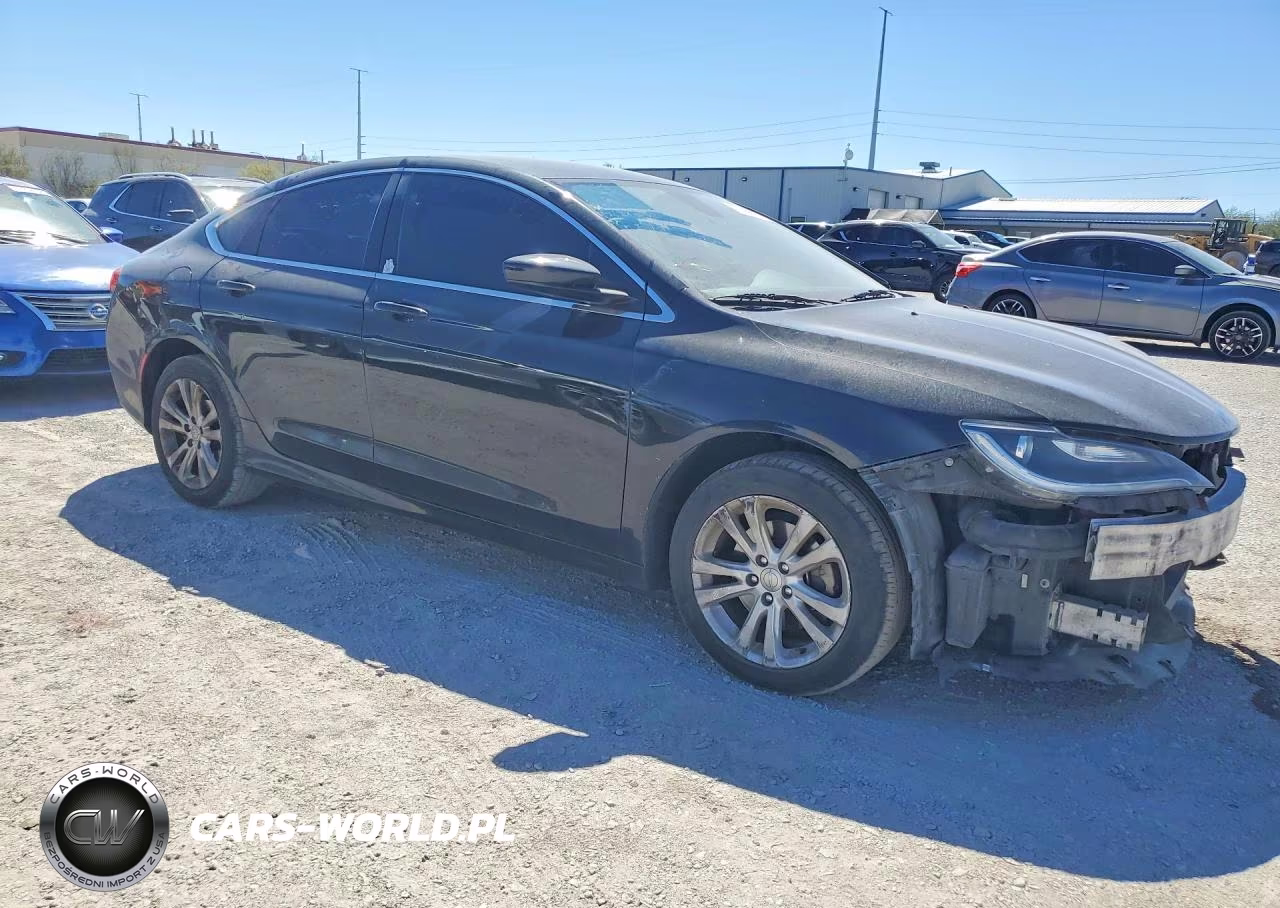 2016 Chrysler 200 Limited VIN:1C3CCCABXGN112800 - 4
