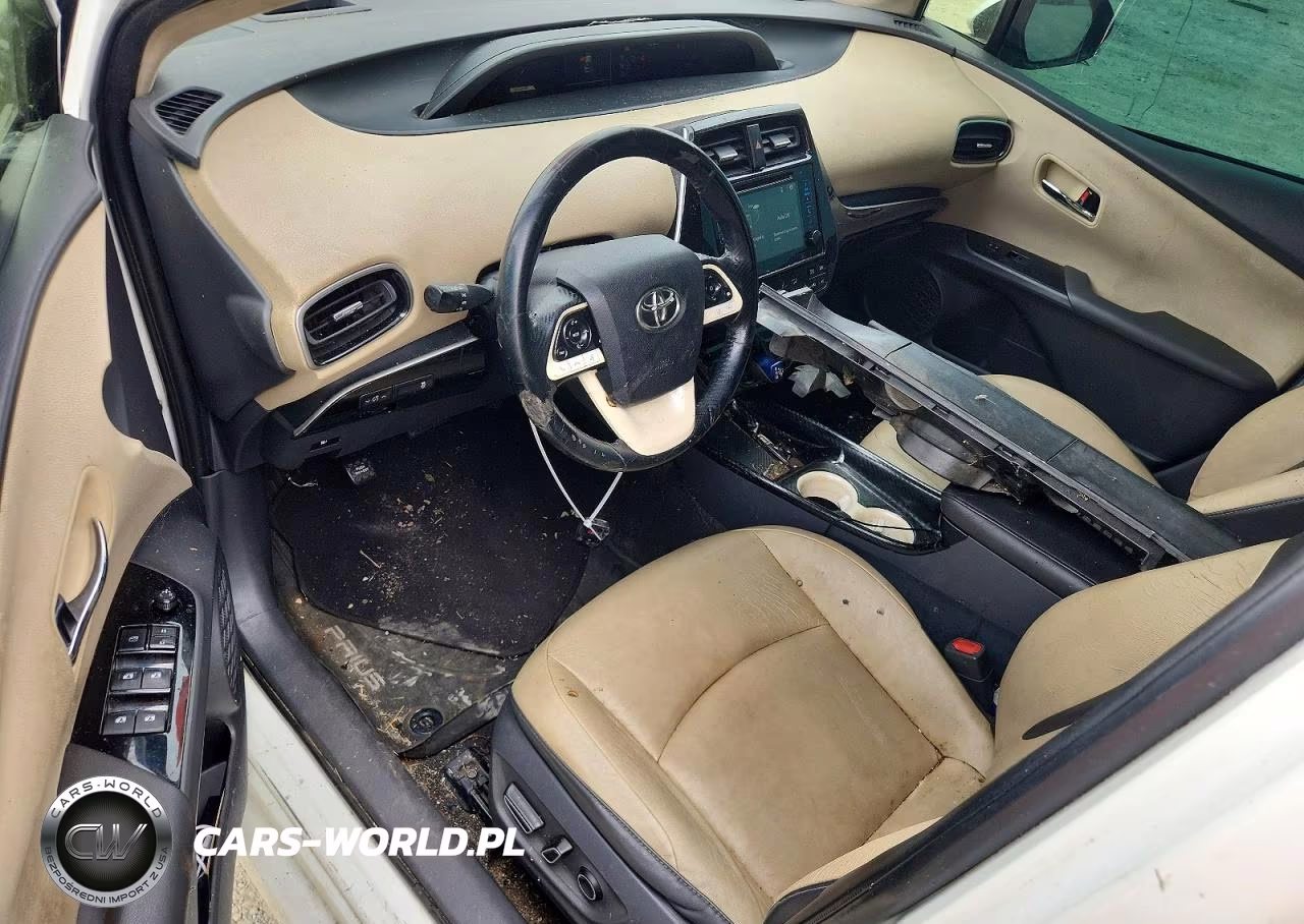 2016 Toyota Prius Four VIN:JTDKARFU2G3004726 - 8