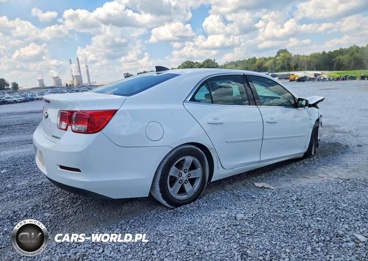 2015 Chevrolet Malibu Ls VIN:1G11B5SL8FF102860 - 3