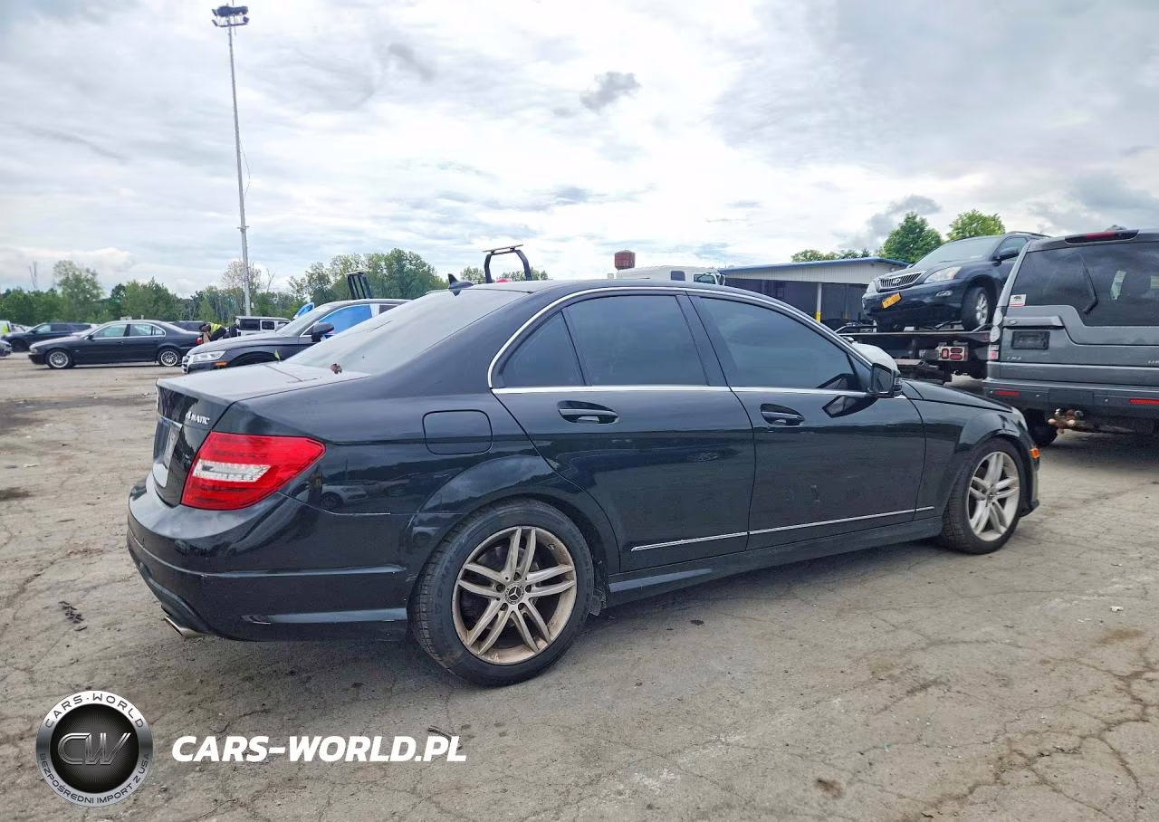 2012 Mercedes-Benz C 300 4Matic VIN:WDDGF8BB0CA612603 - 3
