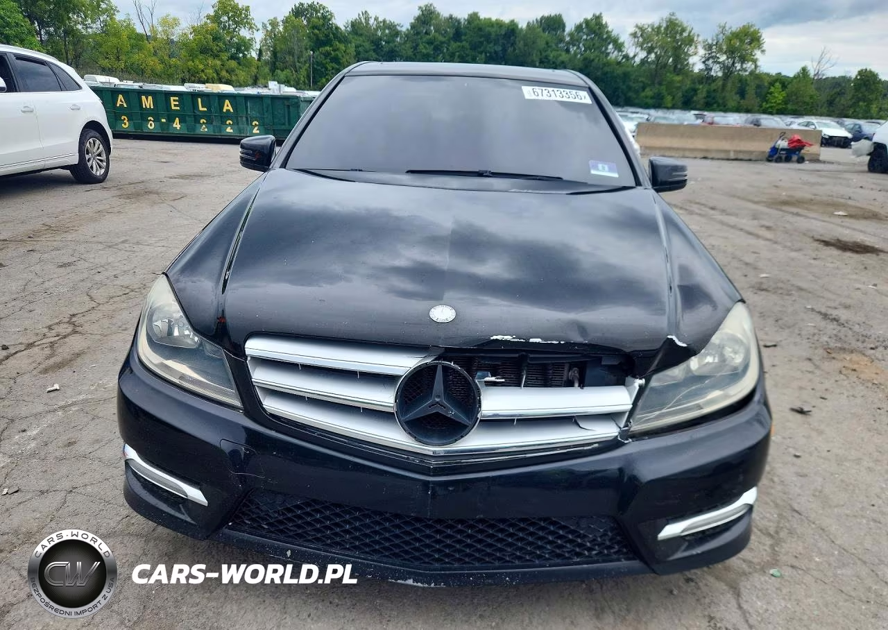 2012 Mercedes-Benz C 300 4Matic VIN:WDDGF8BB0CA612603 - 5