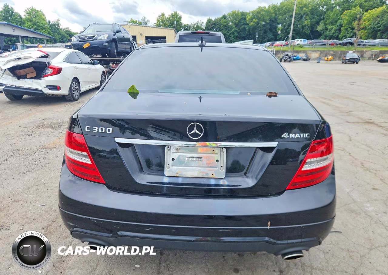 2012 Mercedes-Benz C 300 4Matic VIN:WDDGF8BB0CA612603 - 6