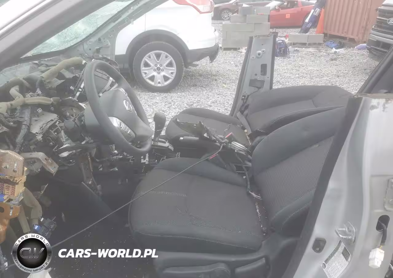 2015 Nissan Sentra S VIN:3N1AB7AP3FY372842 - 7