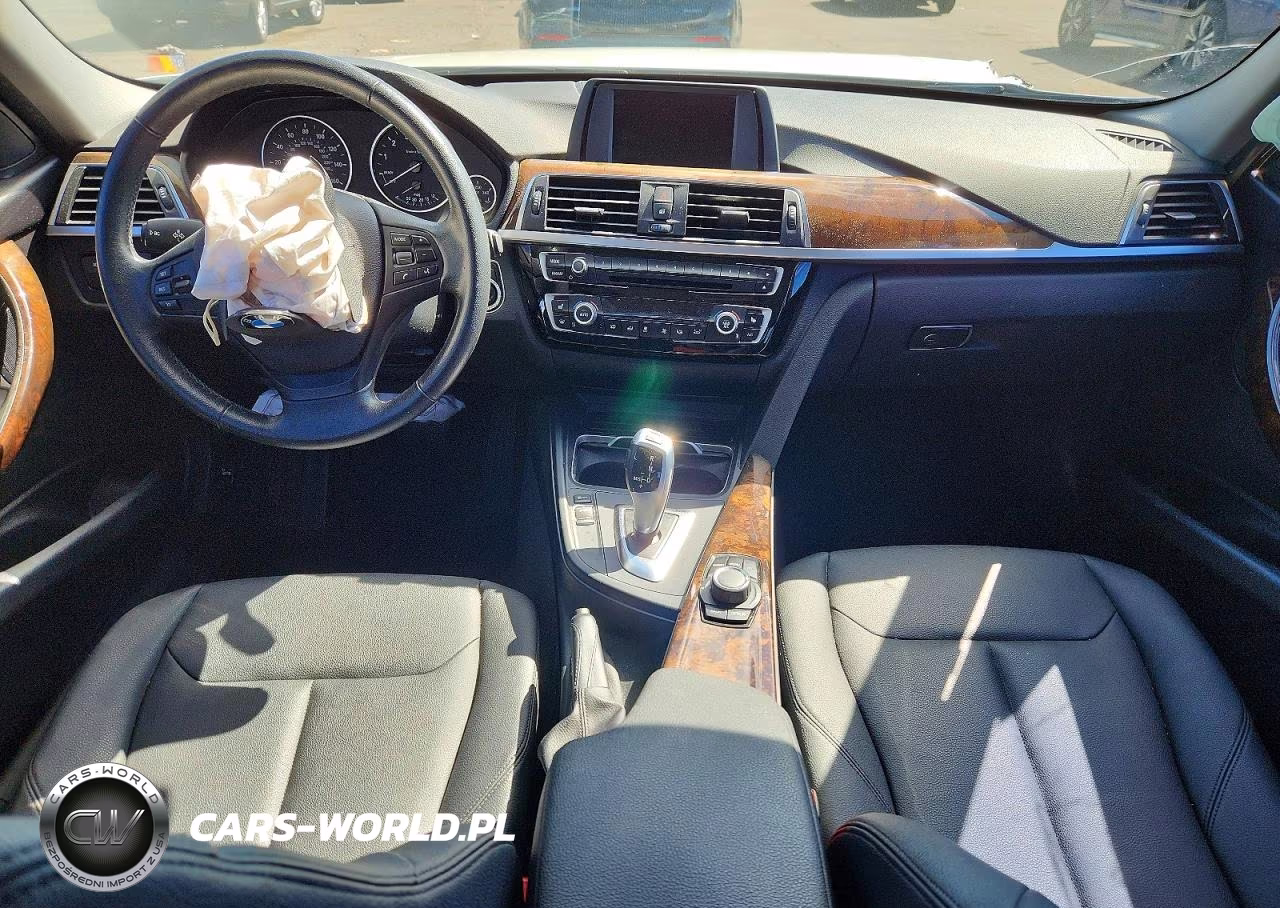 2016 BMW 320 Xi VIN:WBA8E5G50GNT40617 - 8