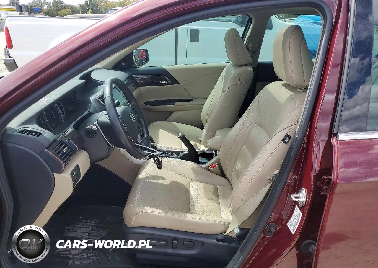 2017 Honda Accord Touring VIN:1HGCR3F98HA041428 - 7