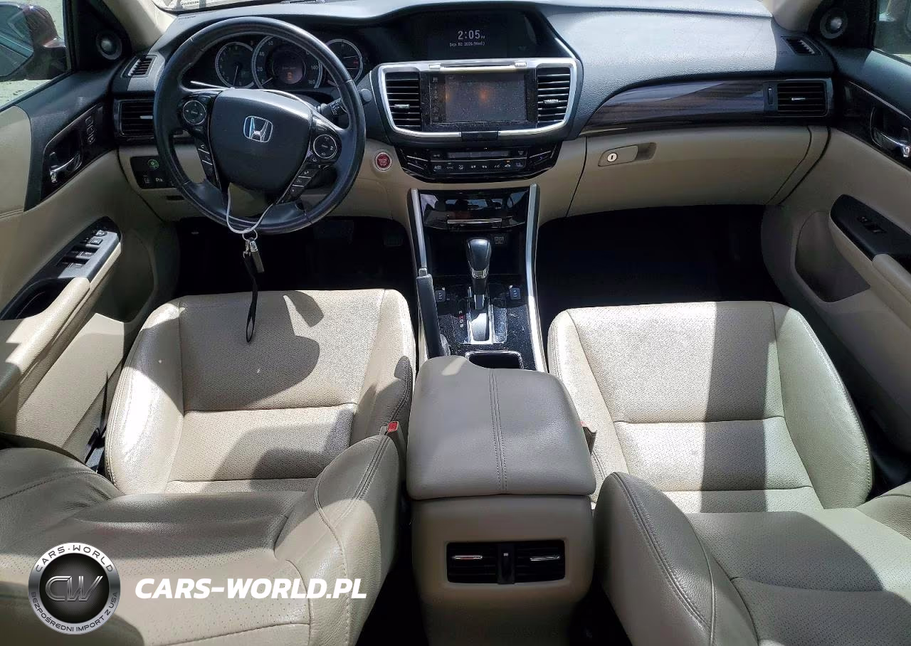 2017 Honda Accord Touring VIN:1HGCR3F98HA041428 - 8
