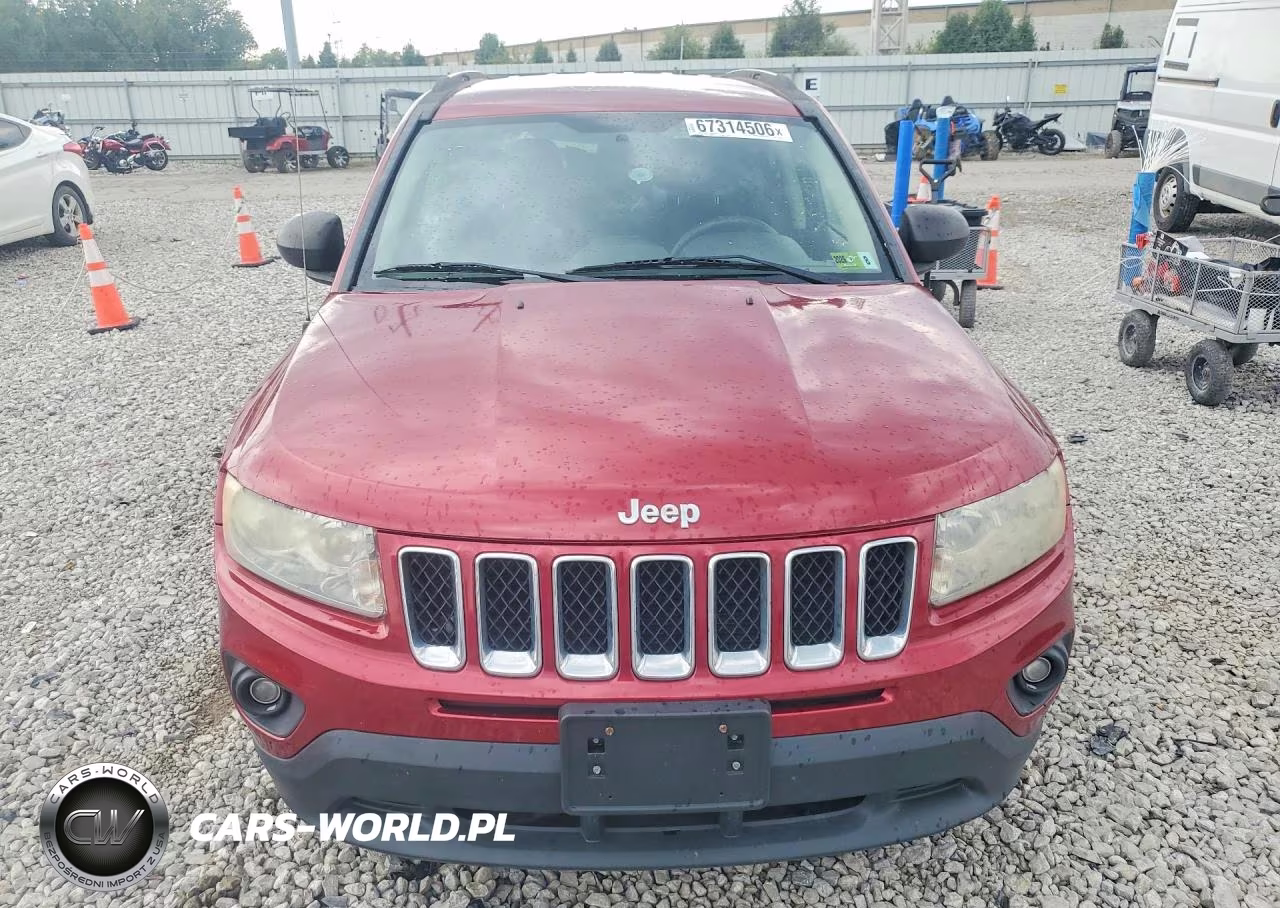 2012 Jeep Compass Sport VIN:1C4NJDBB7CD675561 - 5