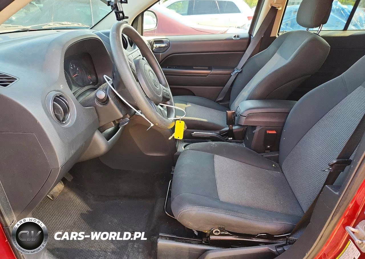 2012 Jeep Compass Sport VIN:1C4NJDBB7CD675561 - 7