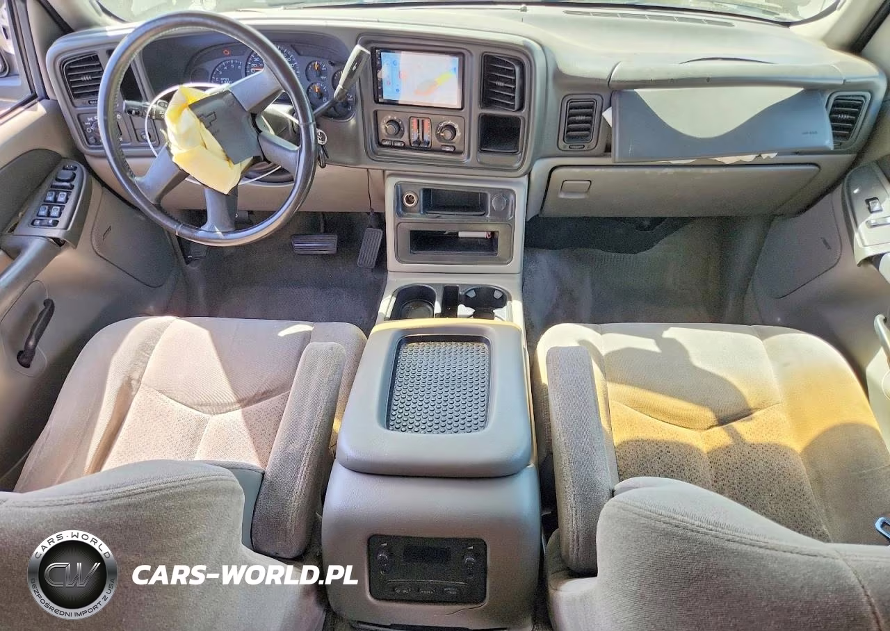 2003 Chevrolet Tahoe C1500 VIN:1GNEC13V53R266163 - 8