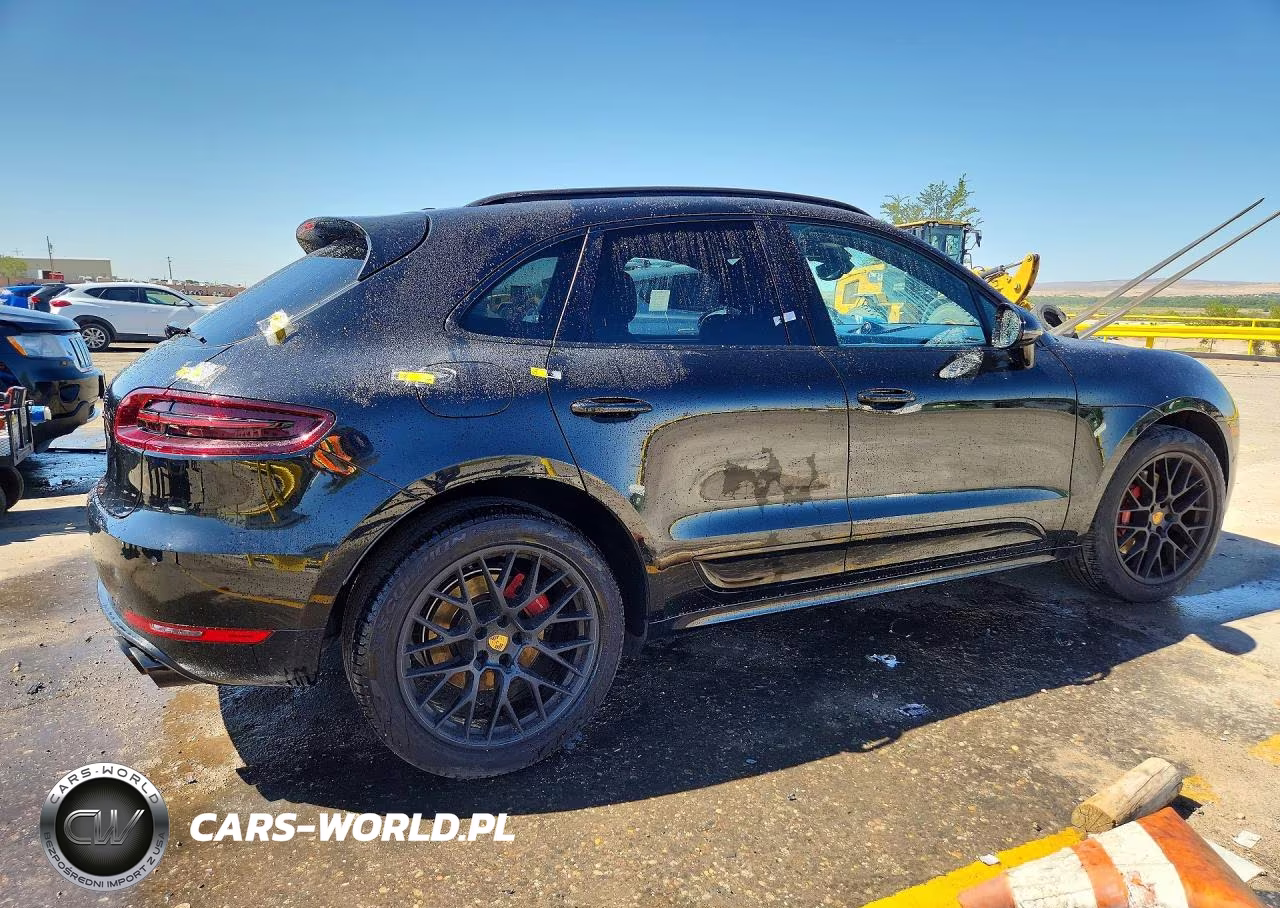 2018 Porsche Macan Gts VIN:WP1AG2A56JLB61442 - 3