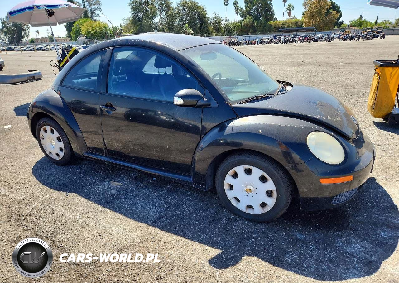 2010 Volkswagen New Beetle VIN:3VWPG3AG6AM009059 - 4