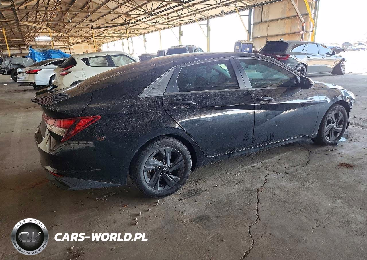2022 Hyundai Elantra Sel VIN:5NPLS4AG5NH054091 - 3