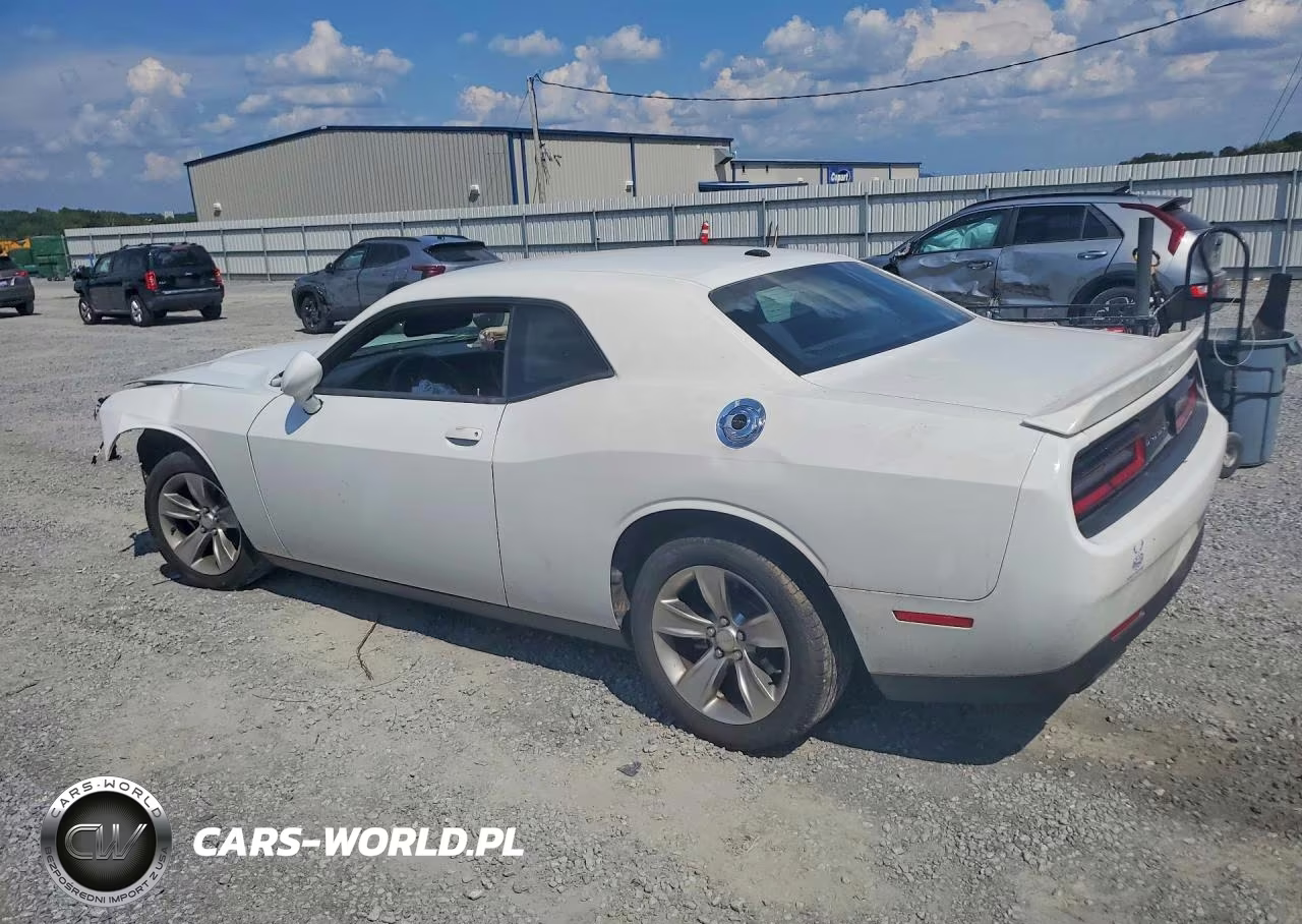 2018 Dodge Challenger Sxt VIN:2C3CDZAG2JH220033 - 2