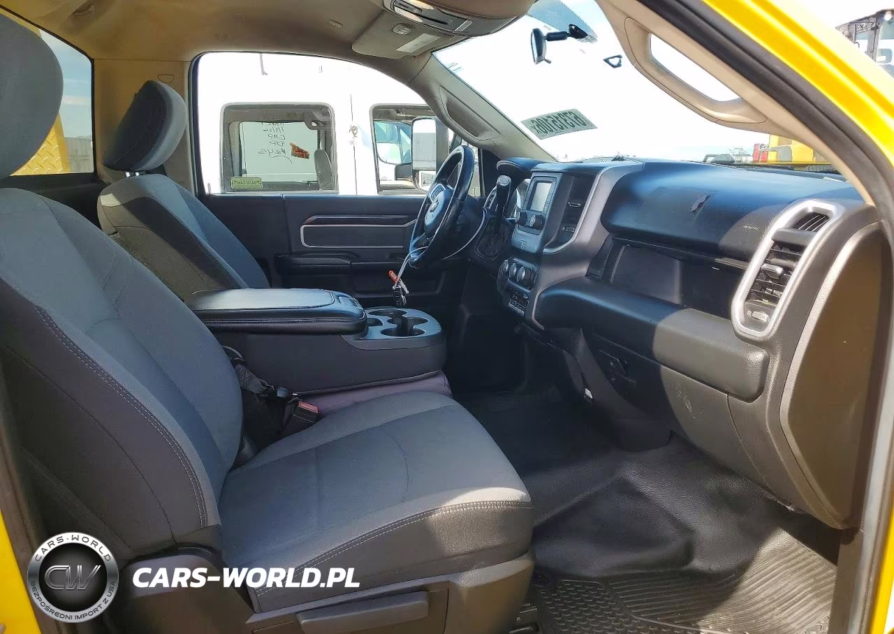 2019 Ram 5500 VIN:3C7WRMBL9KG619762 - 10