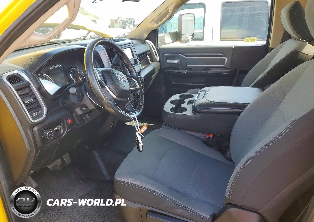 2019 Ram 5500 VIN:3C7WRMBL9KG619762 - 7