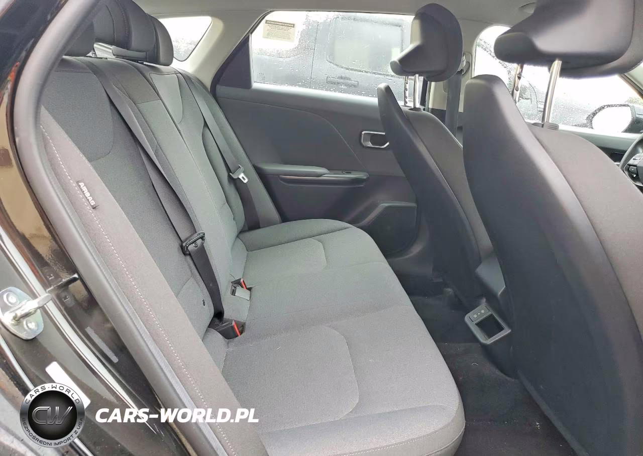 2025 Kia K4 Lxs VIN:3KPFT4DE4SE052868 - 10