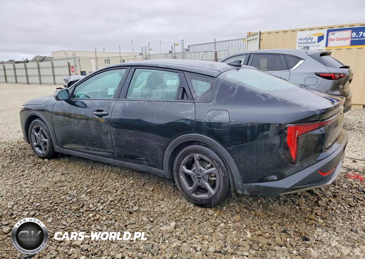 2025 Kia K4 Lxs VIN:3KPFT4DE4SE052868 - 2