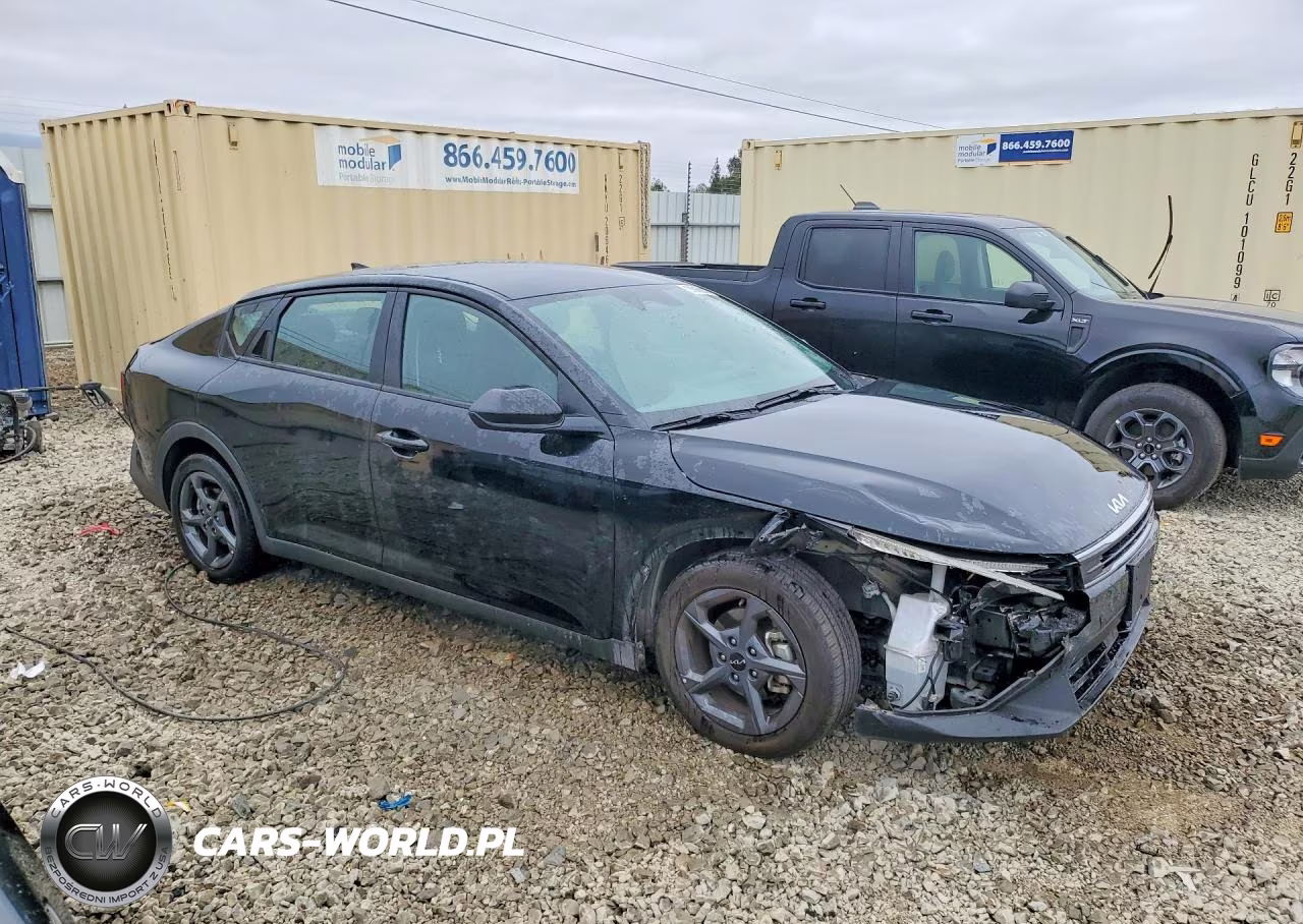 2025 Kia K4 Lxs VIN:3KPFT4DE4SE052868 - 4