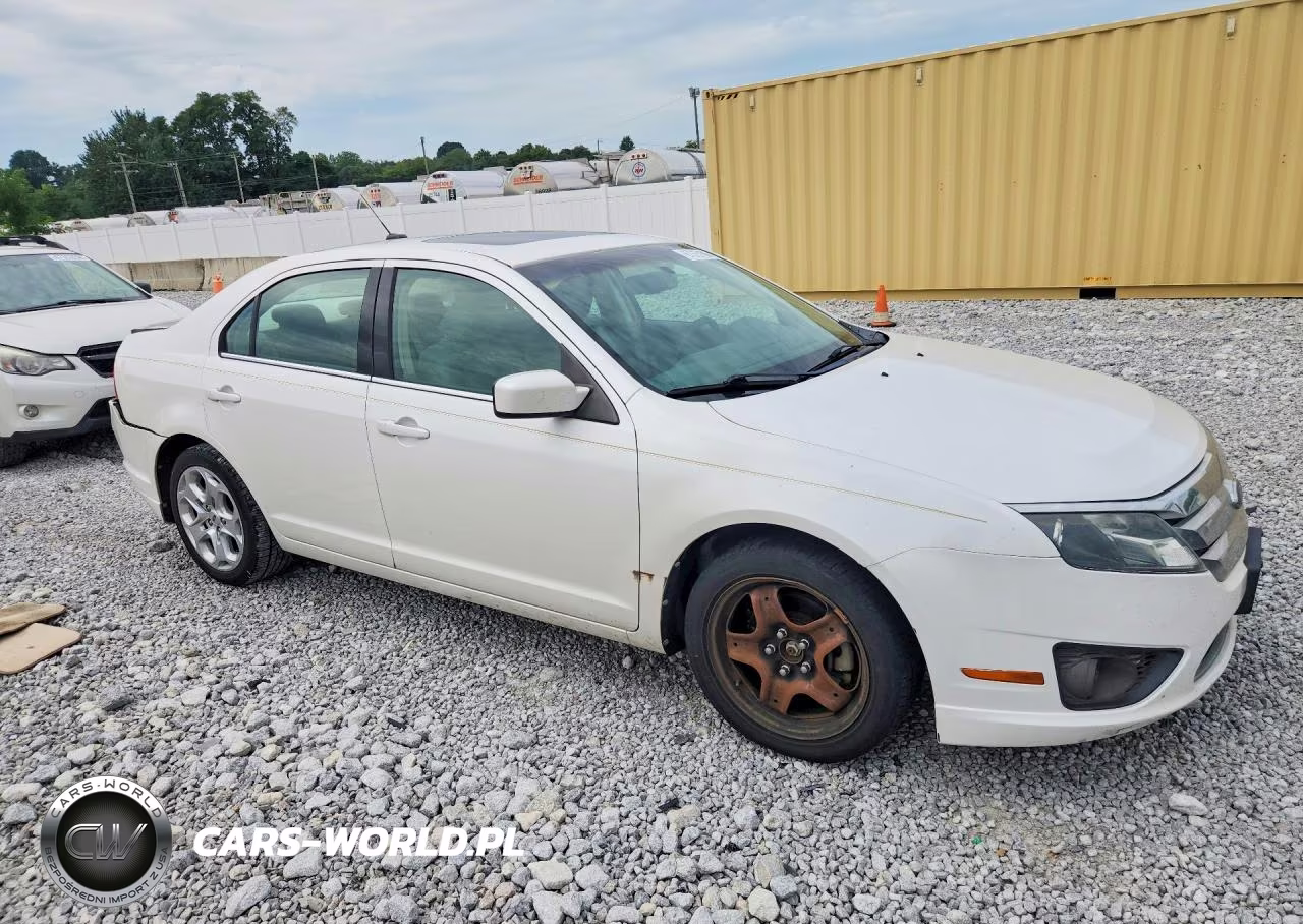 2010 Ford Fusion Se VIN:3FAHP0HA2AR249242 - 4