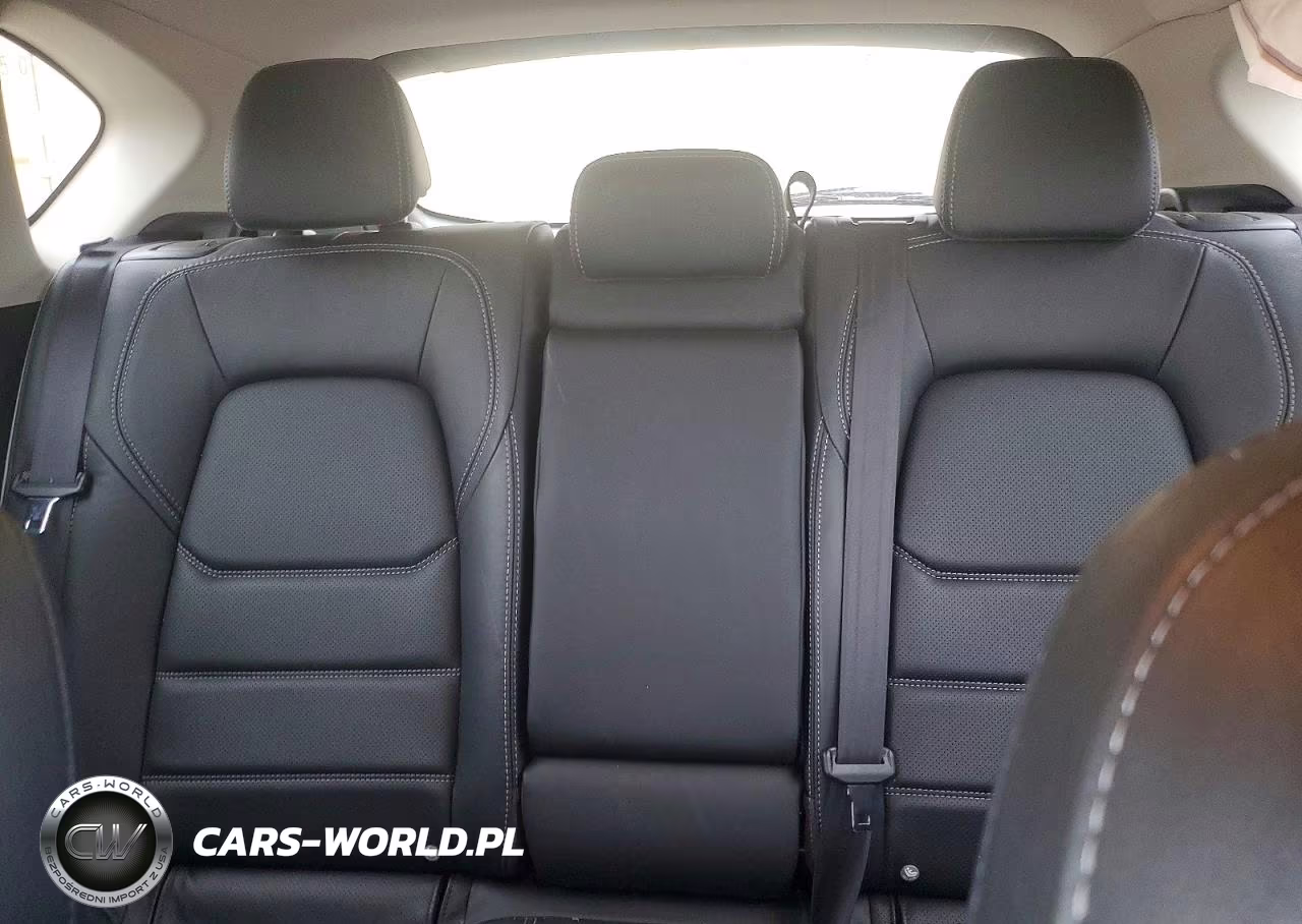 2025 Mazda Cx-5 Preferred VIN:JM3KFBCM8S0700215 - 10