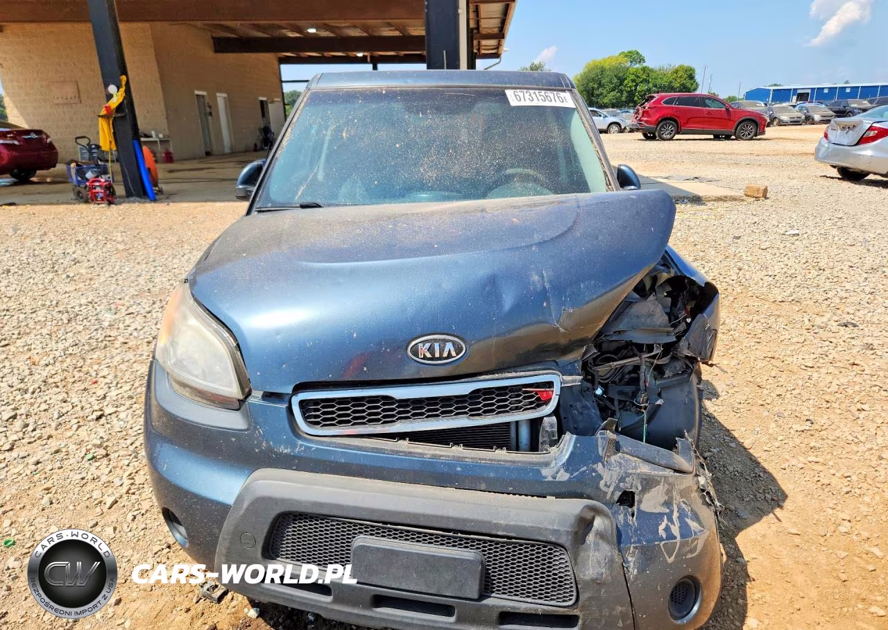 2011 Kia Soul + VIN:KNDJT2A22B7331731 - 5