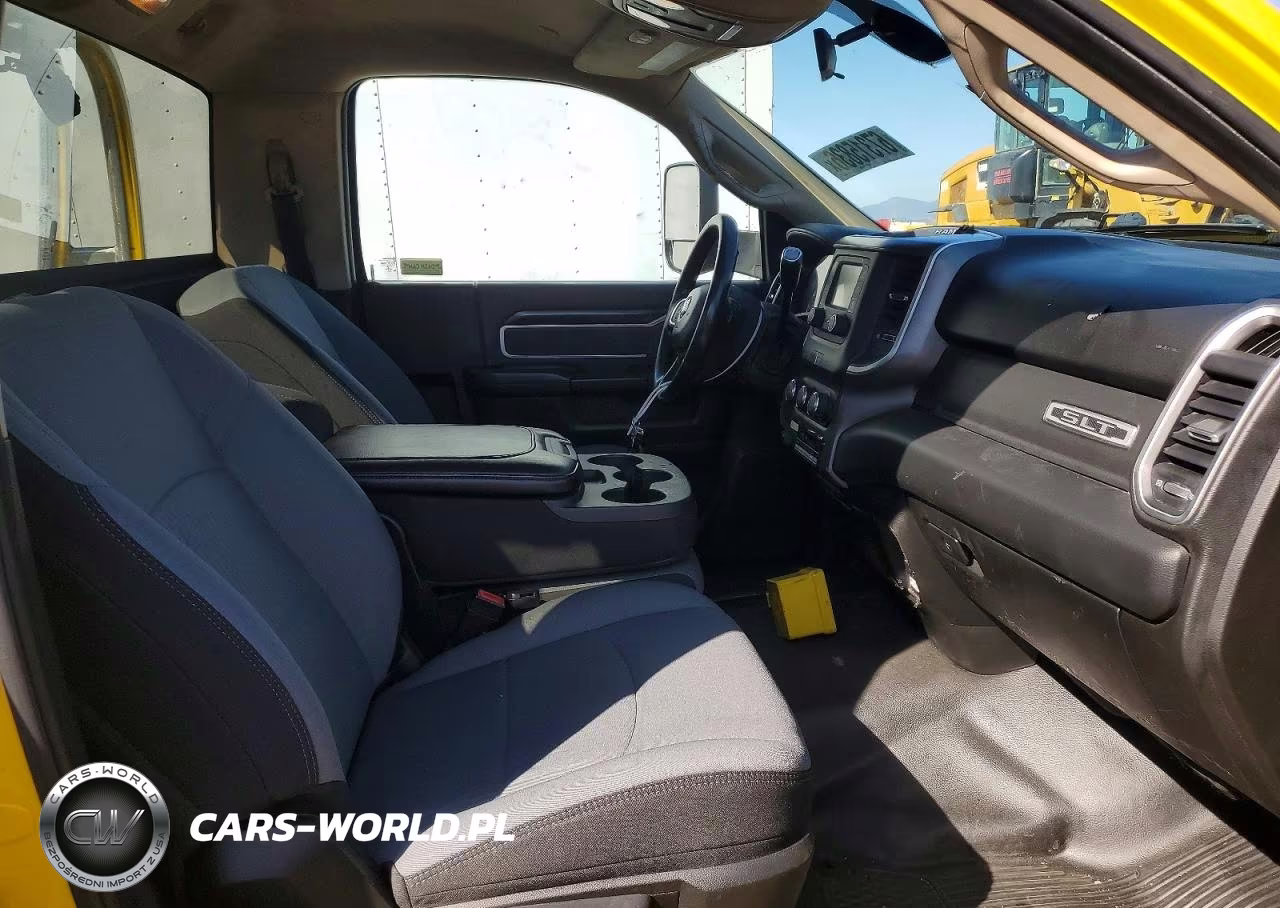 2019 Ram 5500 VIN:3C7WRMAL6KG620403 - 10