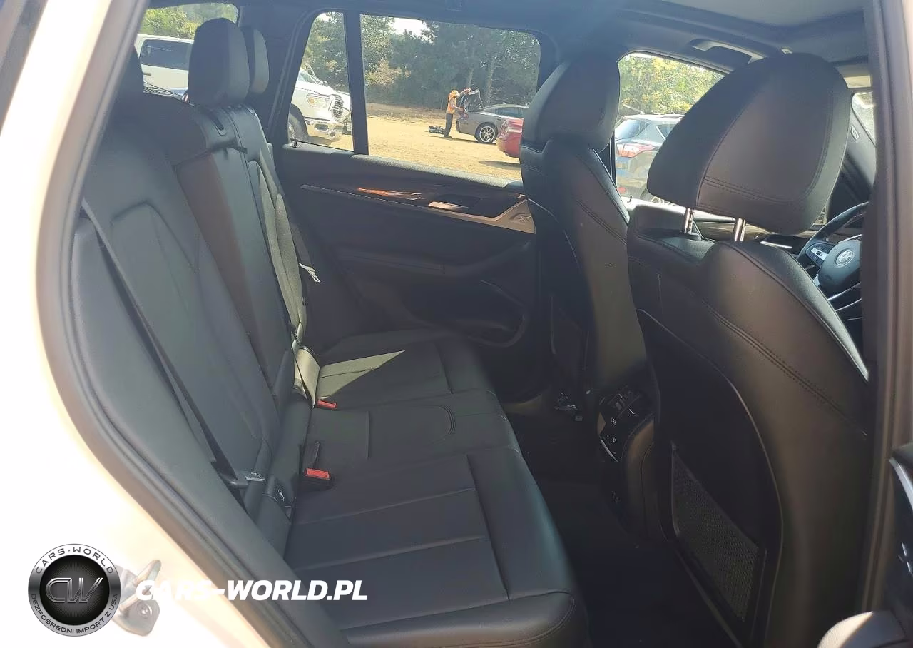 2020 BMW X3 xDrive30I VIN:5UXTY5C01LLT38846 - 10