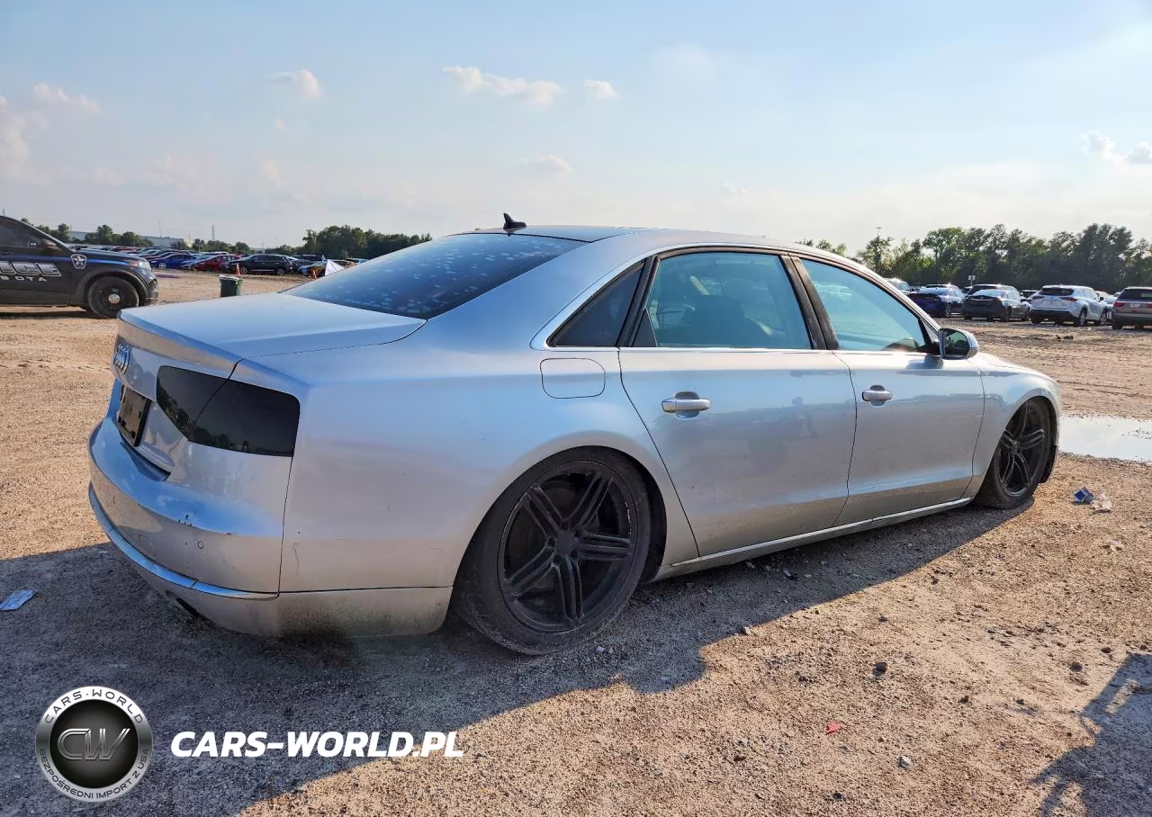 2013 Audi A8 L Quattro VIN:WAURGAFD4DN000530 - 3